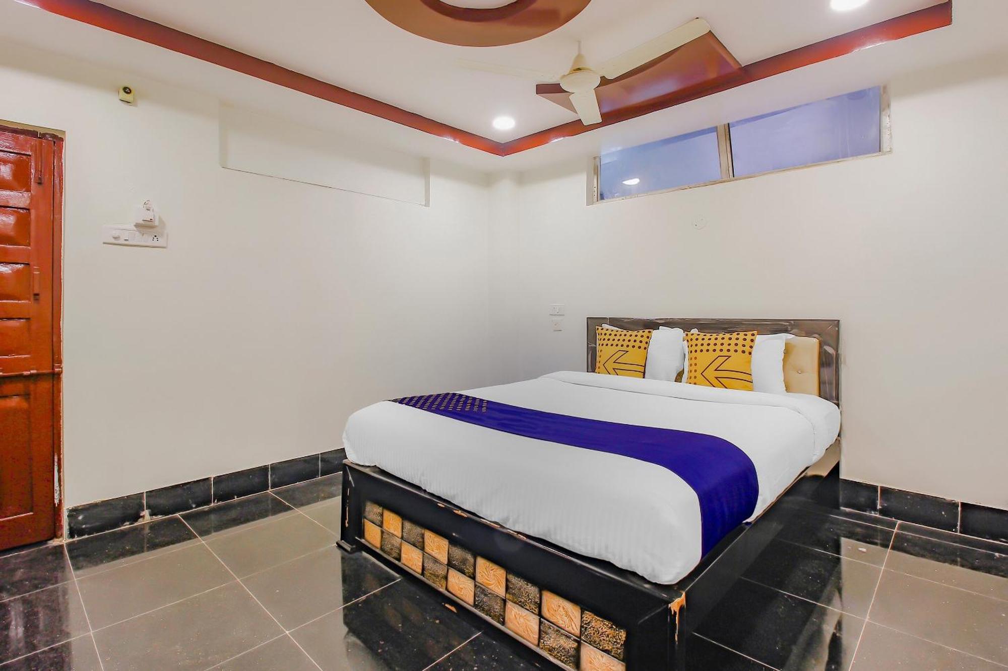 Spot On Hotel Grand Inn Warangal Dış mekan fotoğraf